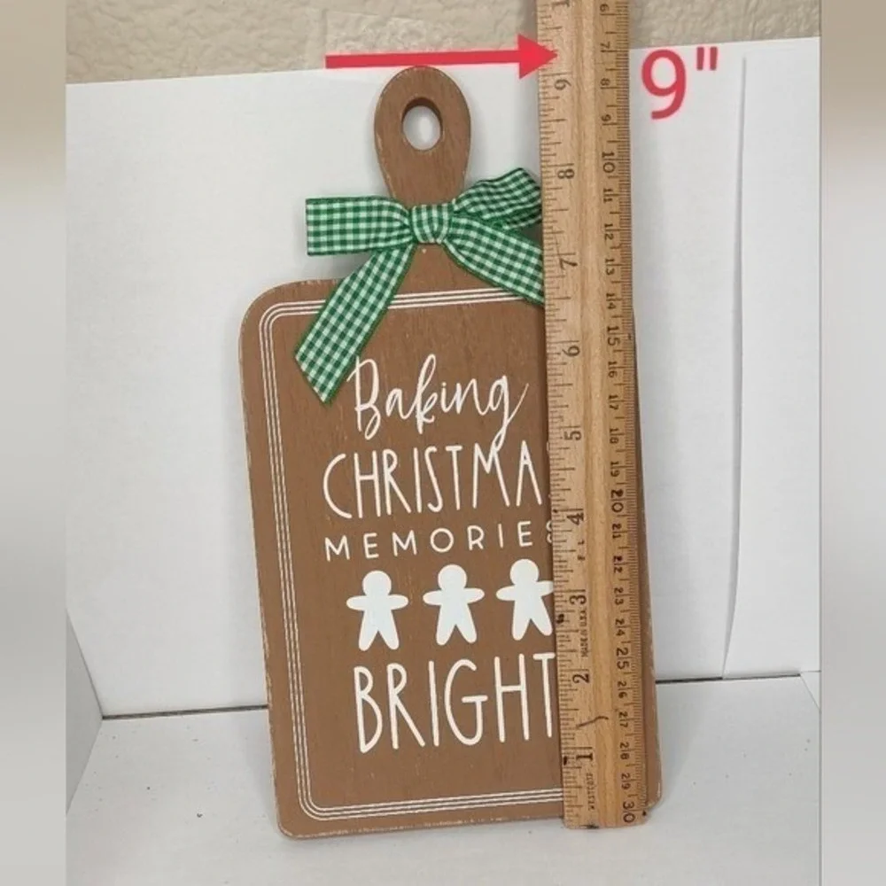 Baking Christmas Memories Bright Wood Cutting Board Christmas‎ Gingerbread Decor